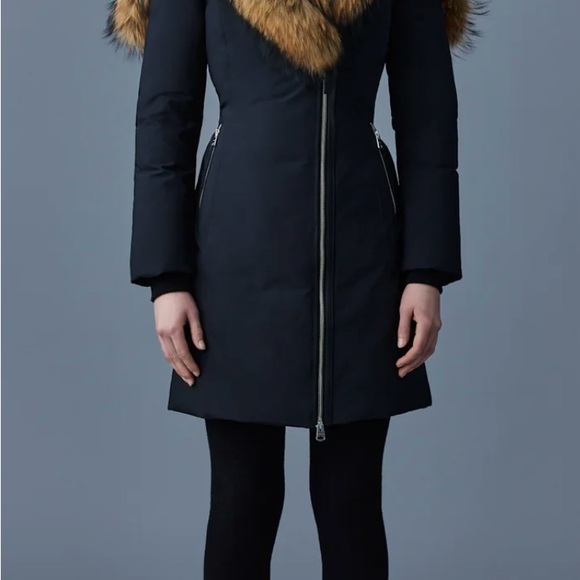 TRISH Powder Touch down coat with natural fur
Signature Mackage Collar - Picture 2 of 10